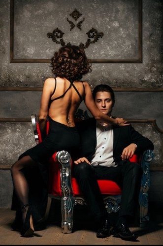 Nuit des decadentes Goes Glitter and Glamour